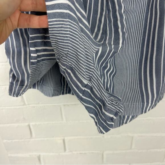 American Eagle Flowy Stripe Pull On Casual Shorts Size XL - Picture 8 of 9